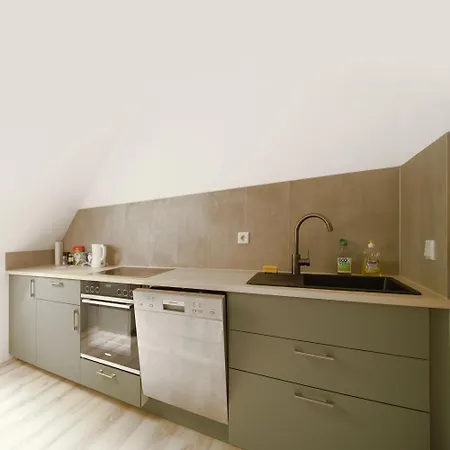 Landnest * Suhl